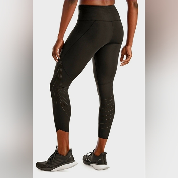 Member's Mark Ladies Active Perforated Pocket Legging - Picture 2 of 3